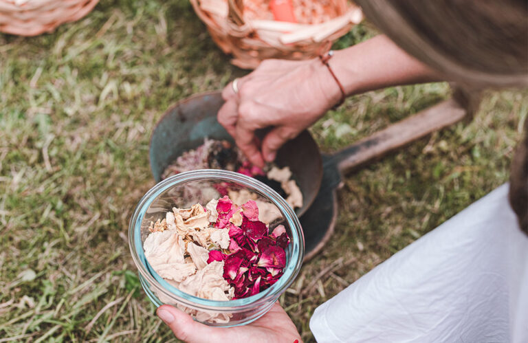 Zubereitung Naturfrühstück in Tirol